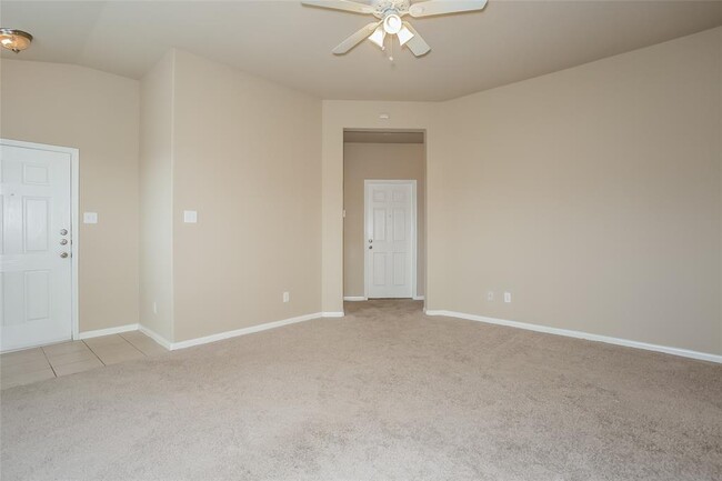 Building Photo - 15702 Flagstone Walk Way