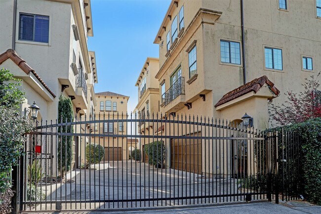Foto del edificio - 1426 W 21st St