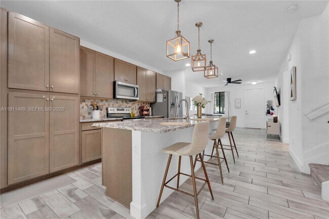 Foto del edificio - 3374 NW 5th St