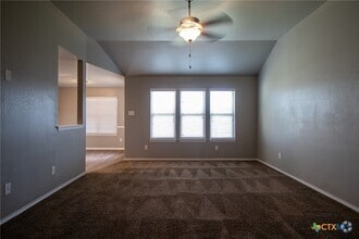 Building Photo - 2305 Vicksburg Ln