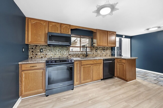 Building Photo - 3185 Shimmons Rd