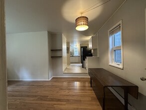 Building Photo - 9376 Emerald Dr