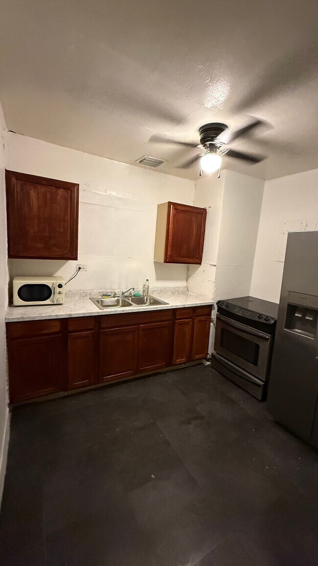 Foto del edificio - 1124 NW 112th Terrace