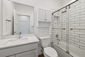 Building Photo - 13304 Big Sky Ct