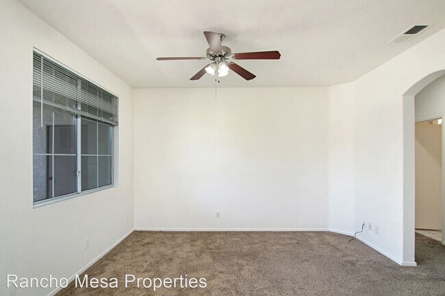 Building Photo - 10762 Sabre Hill Dr