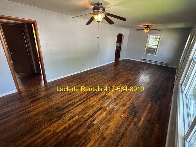 Foto del edificio - 1 Bed 1 Bath Duplex