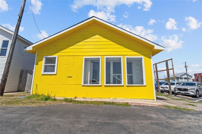 Foto del edificio - 1522 Seawall Blvd
