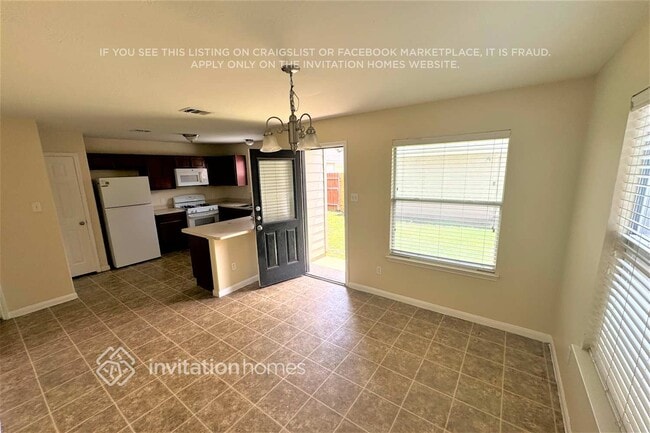 Building Photo - 6348 Austinville Dr