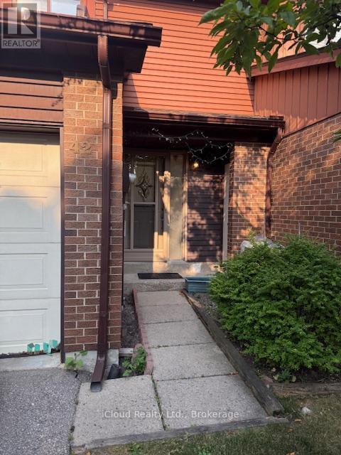 Building Photo - 11 Plaisance Rd