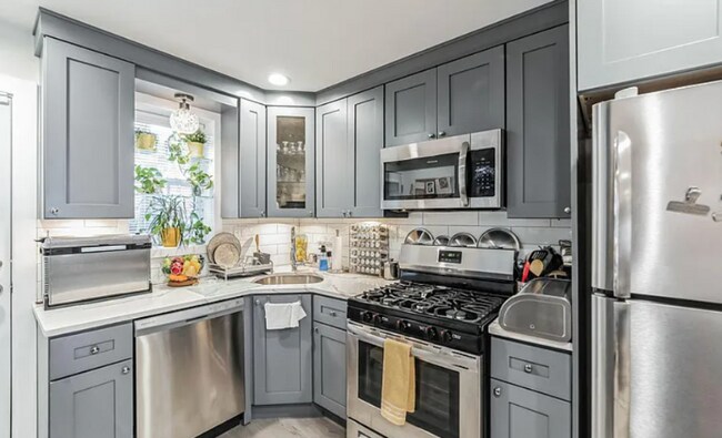 Foto del edificio - 2632 Gerritt St