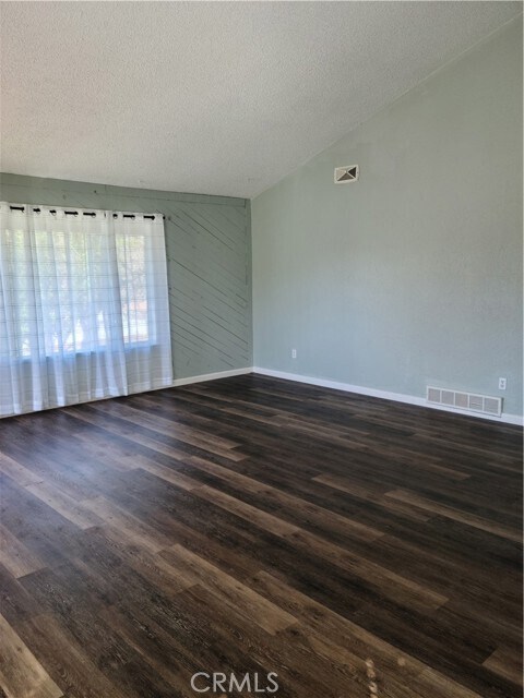 Foto del edificio - 2856 Riviera Heights Dr