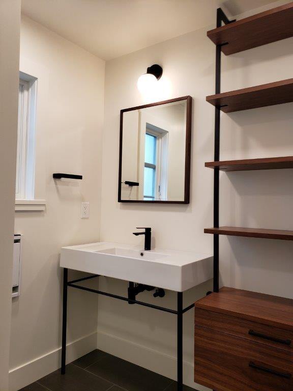 Building Photo - 2030 Carl Street, Unit 1