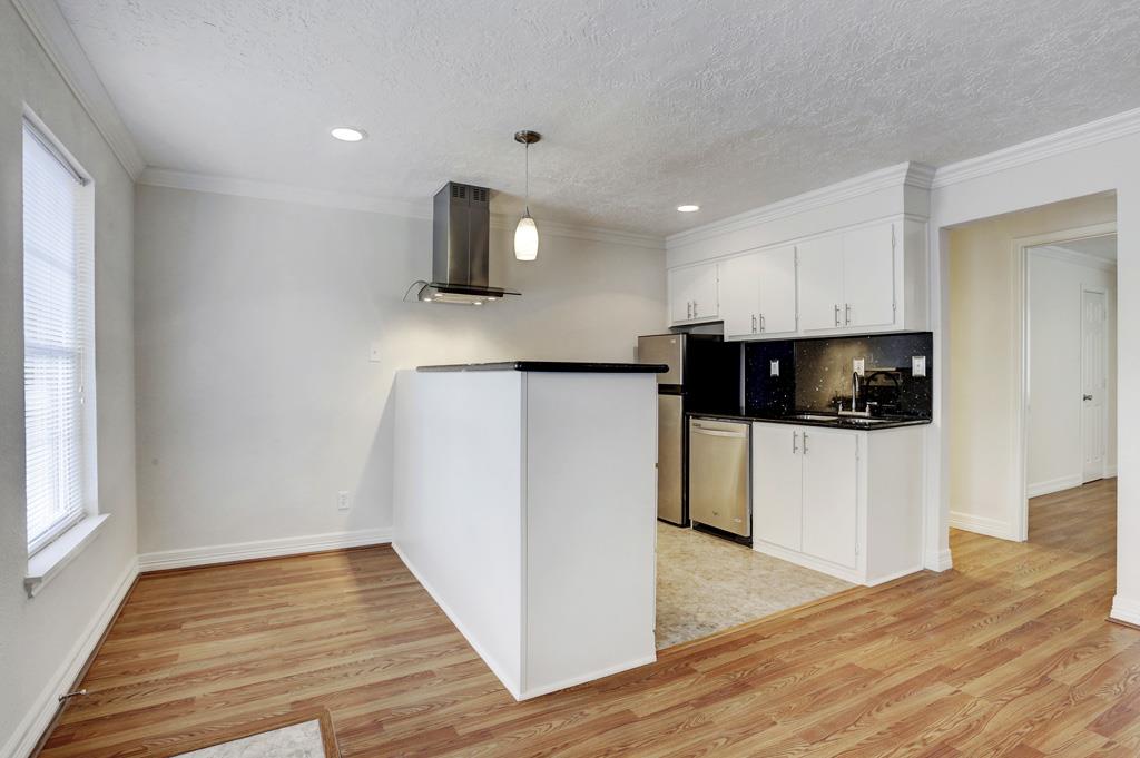 5111 Schuler St Unit 6, Houston, TX 77007 Apartment for Rent in