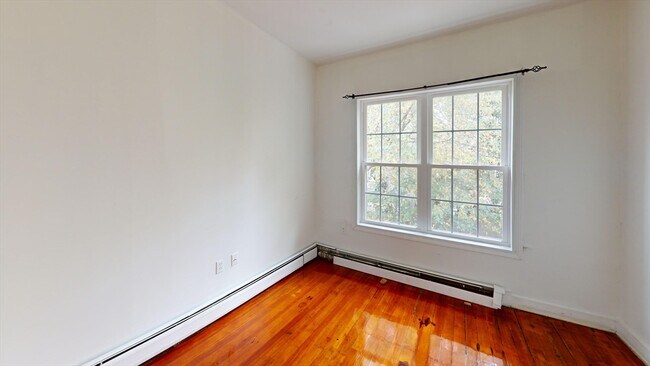 Foto del edificio - 75 Highland St