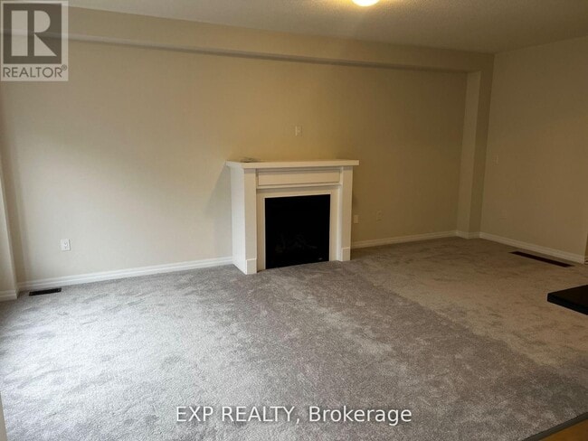 Building Photo - 162 Flood Ave