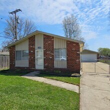 Building Photo - 34264 Genereaux St