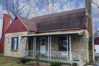 Building Photo - 1825 W Wayne St