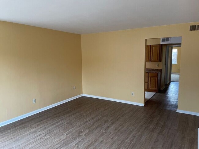 Building Photo - 2524 Flanigan Ct