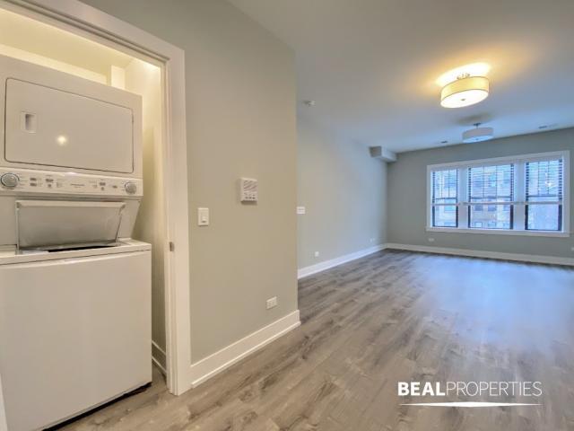 Foto del edificio - 2 bedroom in EVANSTON IL 60202