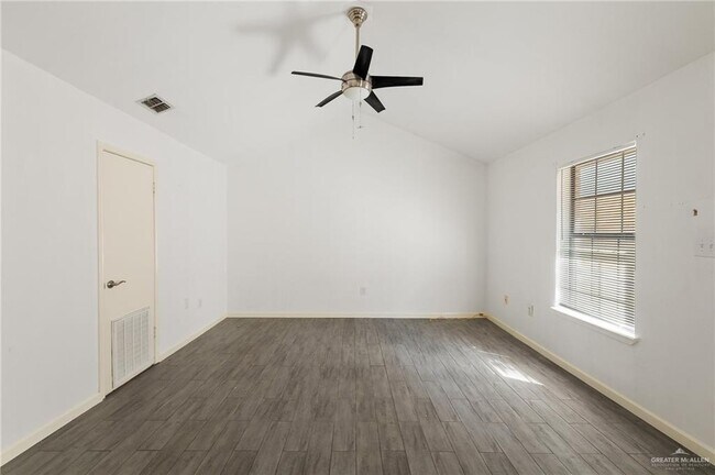 Foto del edificio - 901 Galveston Ave