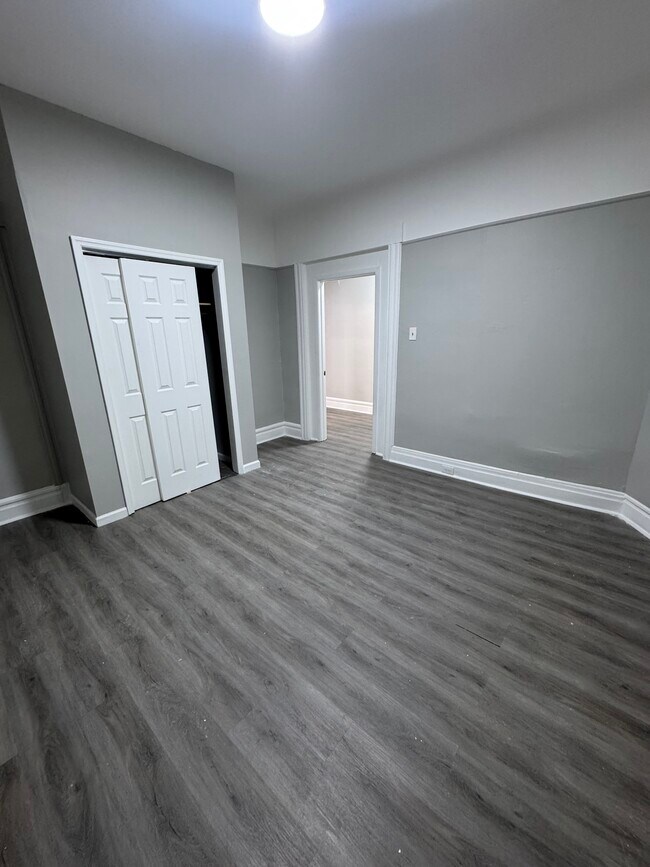 Foto del edificio - 11 Baldwin Ave