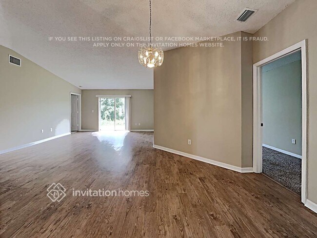 Foto del edificio - 11741 Brenford Crest Dr