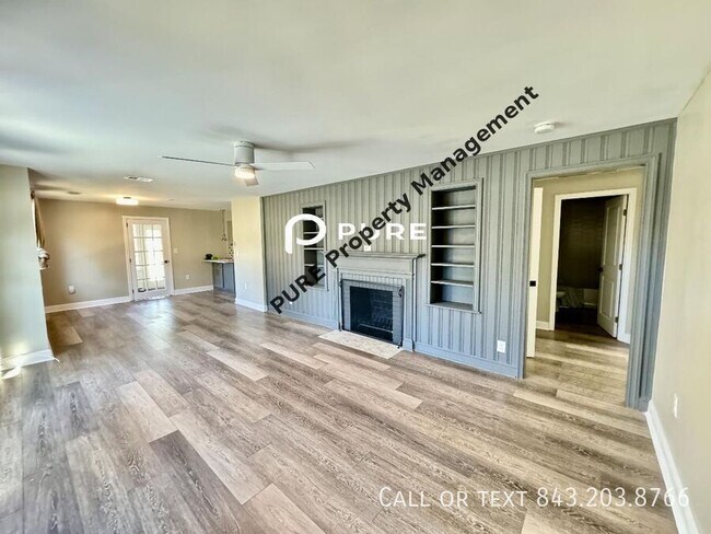 Building Photo - 842 White Oak Dr