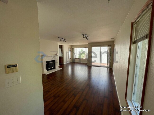 Building Photo - 291 Fairmeadow Way