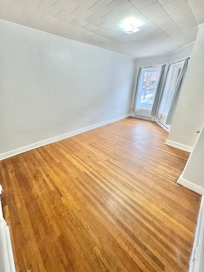 Foto del edificio - 1103 Linden St