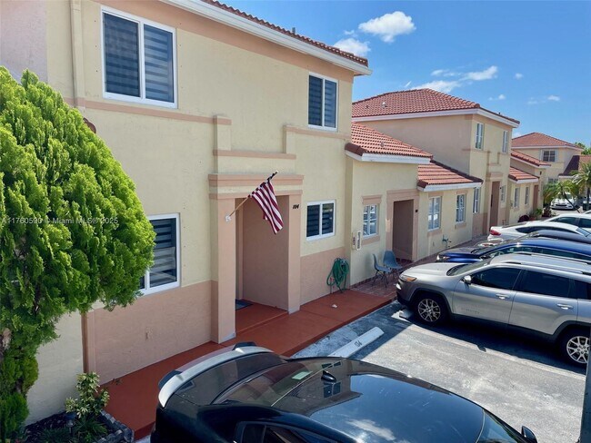 Foto del edificio - 360 NW 114th Ave