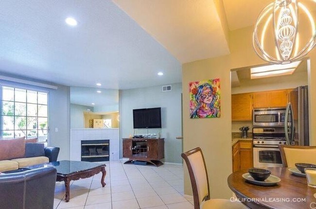 Building Photo - 24117 Del Monte Dr