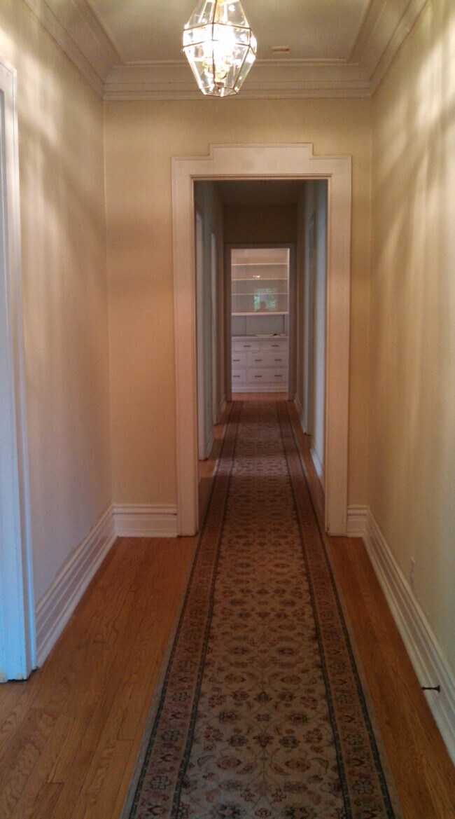 Foto del edificio - 1257 W Arthur Ave