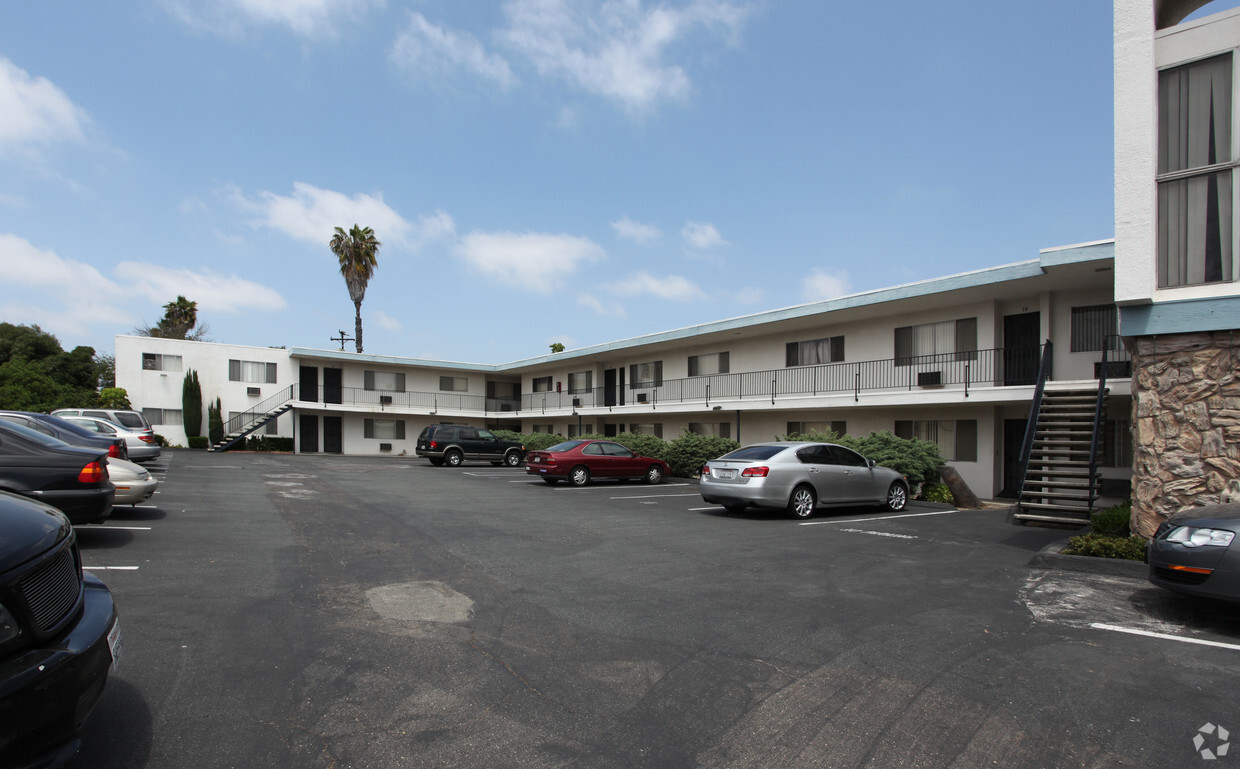 Building Photo - Sierra Apartments