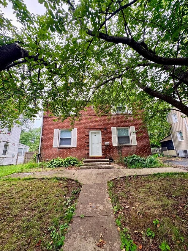 Building Photo - 118 Atlas Dr