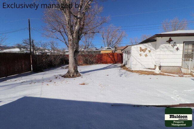 Building Photo - Main Level Living, Close to Ft Carson. 1  ...