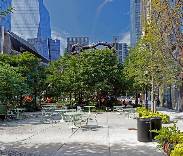 Bella Abzug Park is a six-block greenway that leads into Hell’s Kitchen