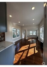 Building Photo - 16 Kirkwood Pl