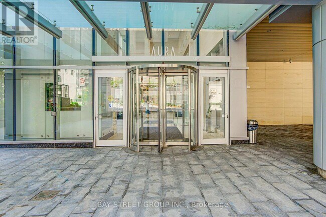 Photo du bâtiment - 388 Yonge St