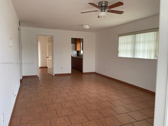 Foto del edificio - 10104 SW 20th St