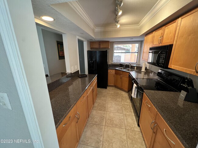 Building Photo - 818 Coquina Bay
