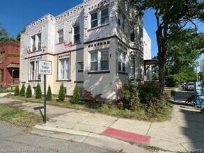 Building Photo - 4207 4th St