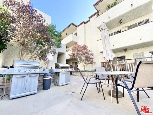 Foto del edificio - 3402 Ben Lomond Pl