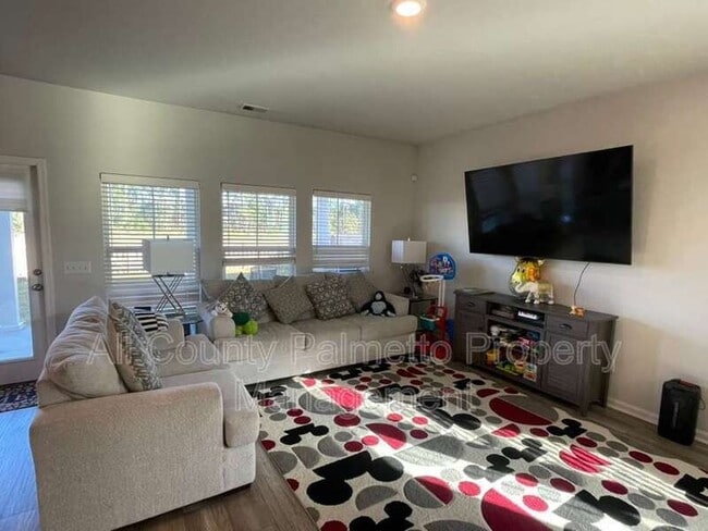 Foto del edificio - 221 Cypress Preserve Blvd