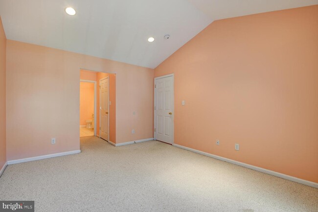 Foto del edificio - 88 Windsor Pond Rd