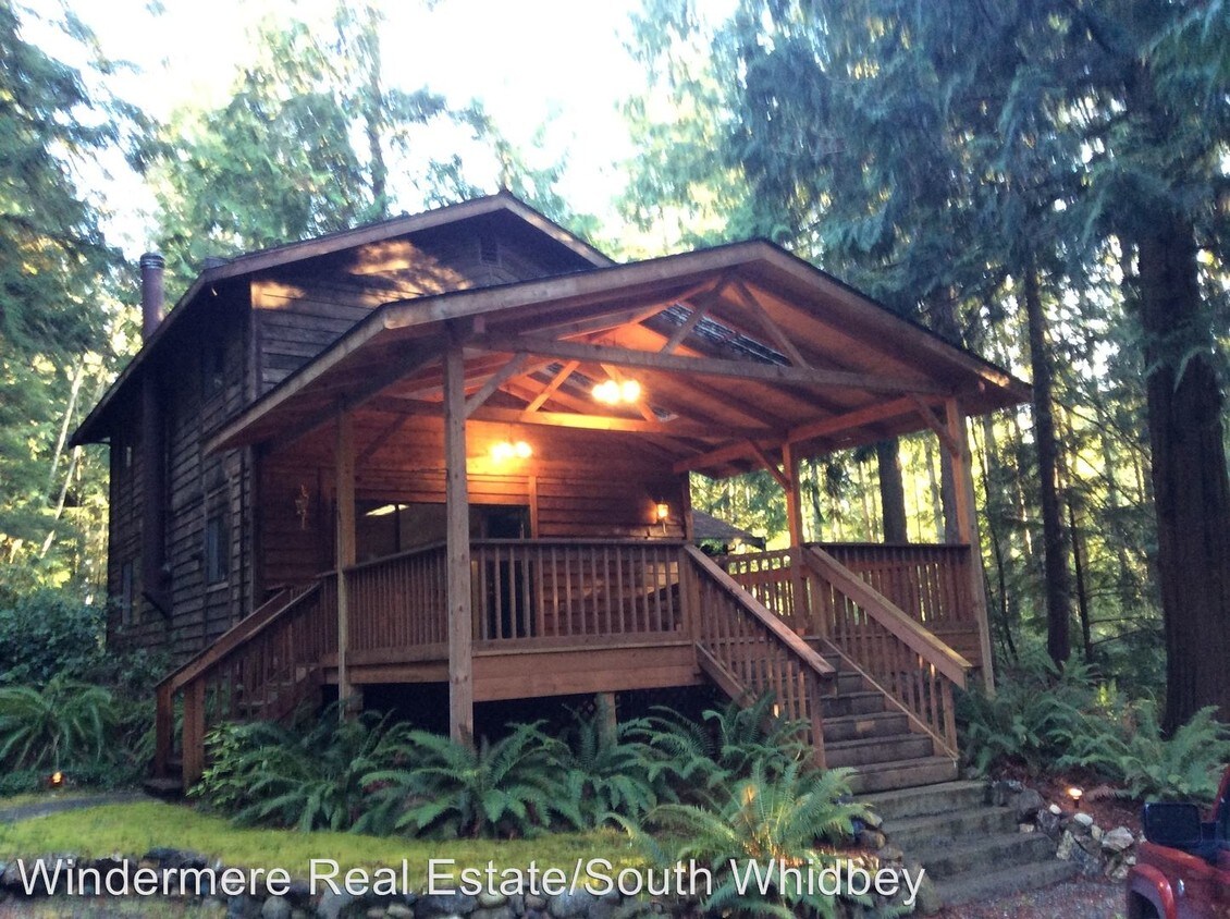 5986 Pioneer Park Pl, Langley, WA 98260 House Rental in Langley, WA