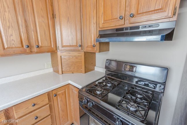 Building Photo - 2 br, 1 bath House - 4724 Nevada Avenue N