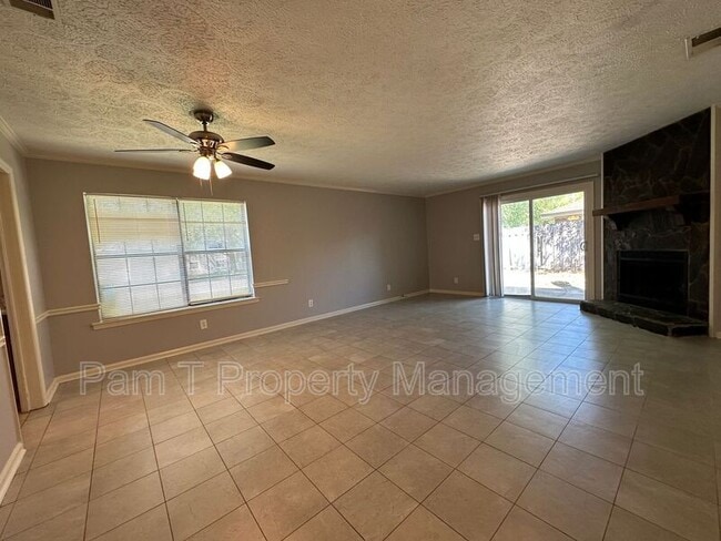 Building Photo - 1 Flowering Peach Ct