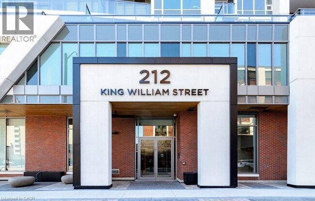Building Photo - 212 King William St