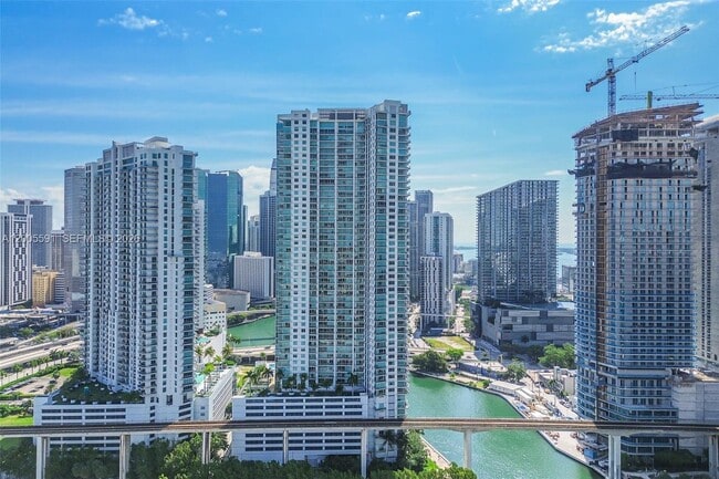 Foto del edificio - 92 SW 3rd St