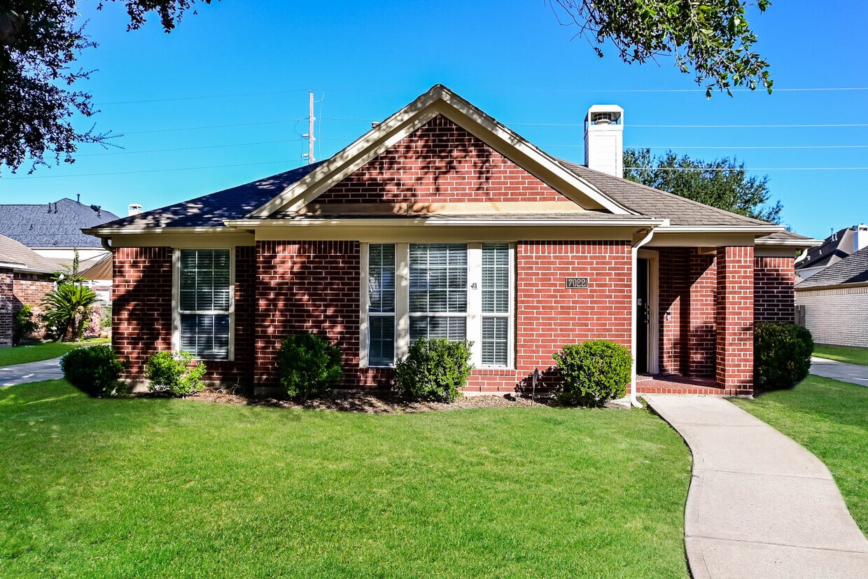 Foto principal - 7022 Timber Post Ln